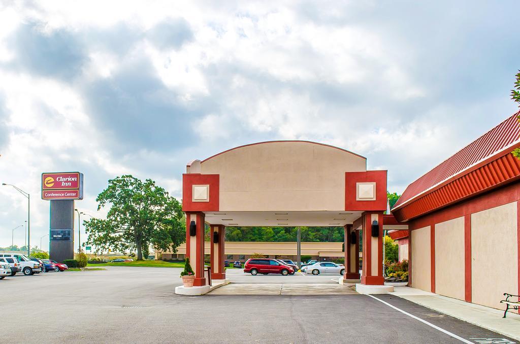 Norwood Inn Hudson Экстерьер фото